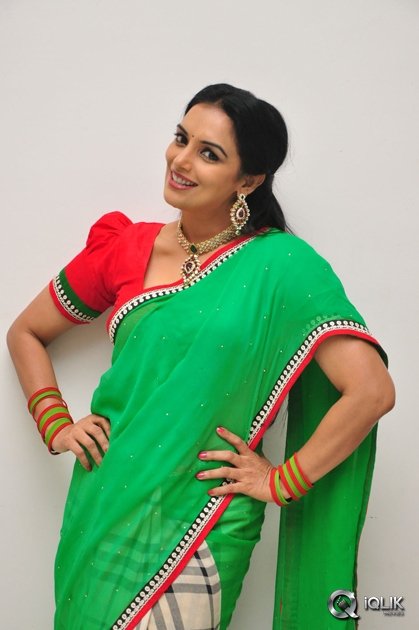 Shwetha-Menon-at-She-Movie-On-Location-Press-Meet